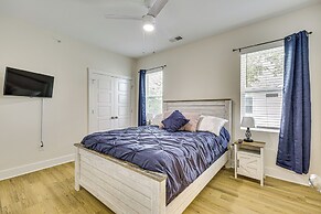 Walk to Riverfront District: Bright Wilmington Apt