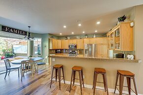 Spacious Home w/ Swim Spa & Deck in Medford!
