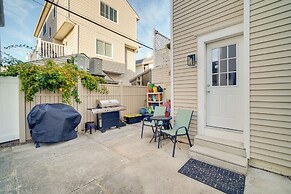 Walk to Beach: Dog-friendly Ventnor City Retreat!