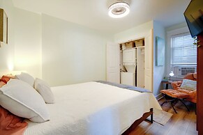 Walk to Beach: Dog-friendly Ventnor City Retreat!