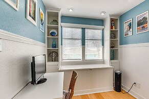 Ocean Views: Pet-friendly Surfside Beach Gem