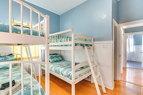 Ocean Views: Pet-friendly Surfside Beach Gem