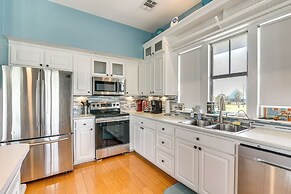 Ocean Views: Pet-friendly Surfside Beach Gem