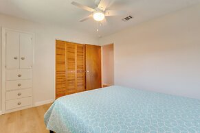 Bayfront Gem: Patio & Fire Pit in Pensacola