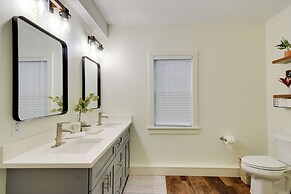 Dtwn Lititz Apt< Half-mi to Park!