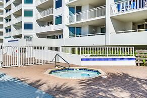 Steps to Beach: Oceanfront Condo in Perdido Key!