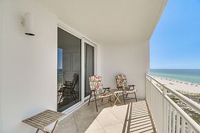 Steps to Beach: Oceanfront Condo in Perdido Key!