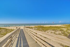 Steps to Beach: Oceanfront Condo in Perdido Key!