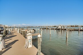 Steps to Beach: Oceanfront Condo in Perdido Key!