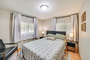 Walk to Water: Lake House in Suring!