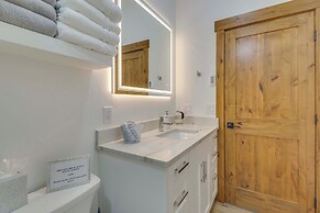 Mtn-view Tiny Home Near Flathead Lake & Skiing!