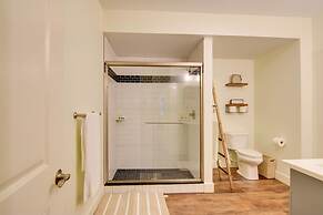 Walk to Lititz Springs Park: Dtwn Apt!