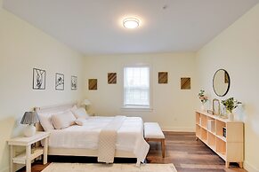 Walk to Lititz Springs Park: Dtwn Apt!