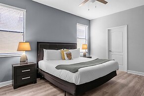 Upstay - 23-guest Mansion w Pool Game Room and BBQ