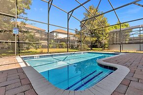 Upstay - 23-guest Mansion w Pool Game Room and BBQ