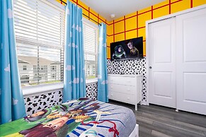 Gorgeous 5Bd Close to Disney With Pool at Windsor Cay 1285