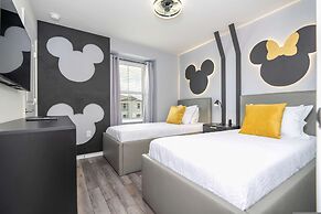 Gorgeous 5Bd Close to Disney With Pool at Windsor Cay 1285