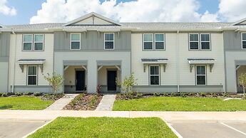 Gorgeous 5Bd Close to Disney With Pool at Windsor Cay 1285