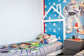 Gorgeous 5Bd Close to Disney With Pool at Windsor Cay 1285