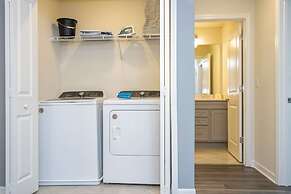 Gorgeous 5Bd Close to Disney With Pool at Windsor Cay 1285