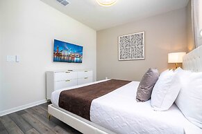 Gorgeous 5Bd Close to Disney With Pool at Windsor Cay 1285