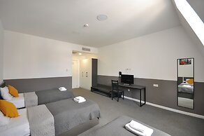 Meidan Inn