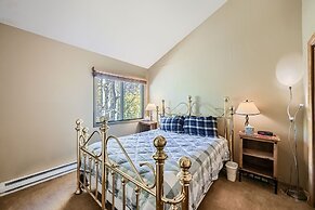 1147 Flying Dutchman 1 Bedroom Condo