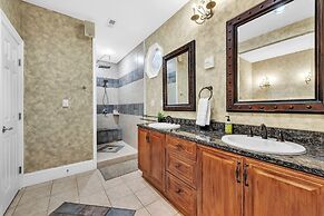 Serene Lakeside Getaway With Games & Relaxation 4 Bedroom Home