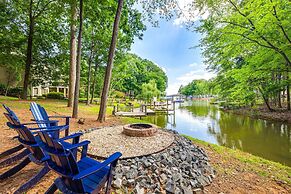 Serene Lakeside Getaway With Games & Relaxation 4 Bedroom Home