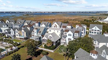 Posh Pelican 5 Bedroom Home