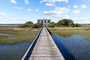 Posh Pelican 5 Bedroom Home