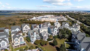 Posh Pelican 5 Bedroom Home