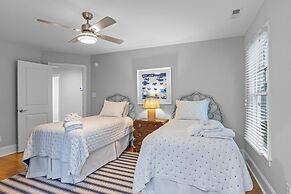 Posh Pelican 5 Bedroom Home