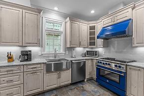 Posh Pelican 5 Bedroom Home