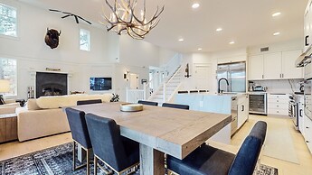 Timbers #12 4 Bedroom Townhouse