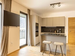 Lovely Apartment With Shared Pool