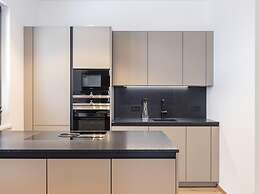 Nice Apartment With Shared Pool