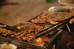 Hang Sói Forest Village