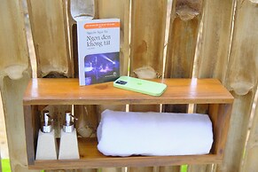 Hang Sói Forest Village