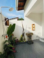 Hang Sói Forest Village