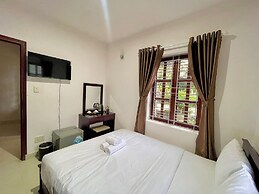 Hang Sói Forest Village