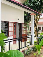 Hang Sói Forest Village