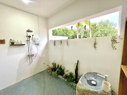 Hang Sói Forest Village