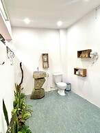 Hang Sói Forest Village