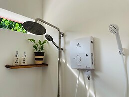 Hang Sói Forest Village