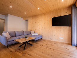 Apartment With Finnish Sauna and Pool