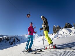 Apartment With Finnish Sauna and Pool