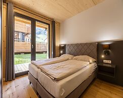 Apartment With Finnish Sauna and Pool