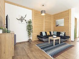 Spacious Chalet With Sauna