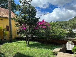 Las Flores Comfort Hotel